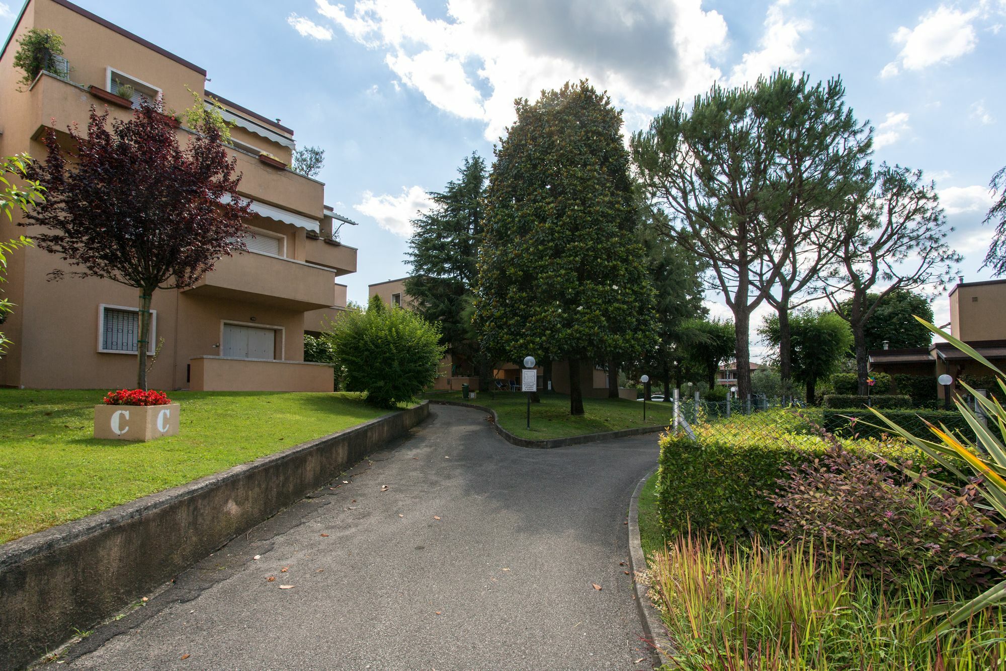 Appartamenti Massimiliano Peschiera del Garda Buitenkant foto